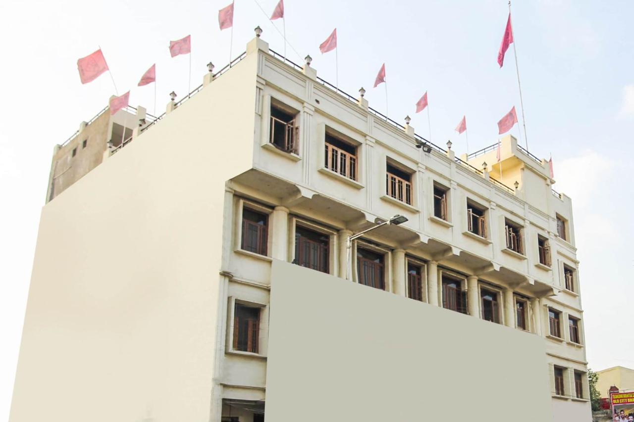 Oyo 7343 Al Shareef Palace Hyderabad Bagian luar foto